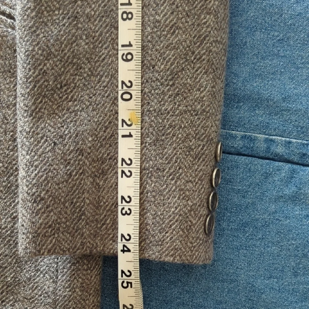 Jones New York Gray Blazer - Picture 9 of 11